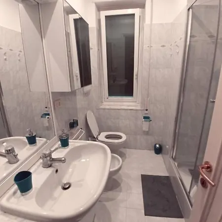 Konukevi Porta Pila Brignole Cenova